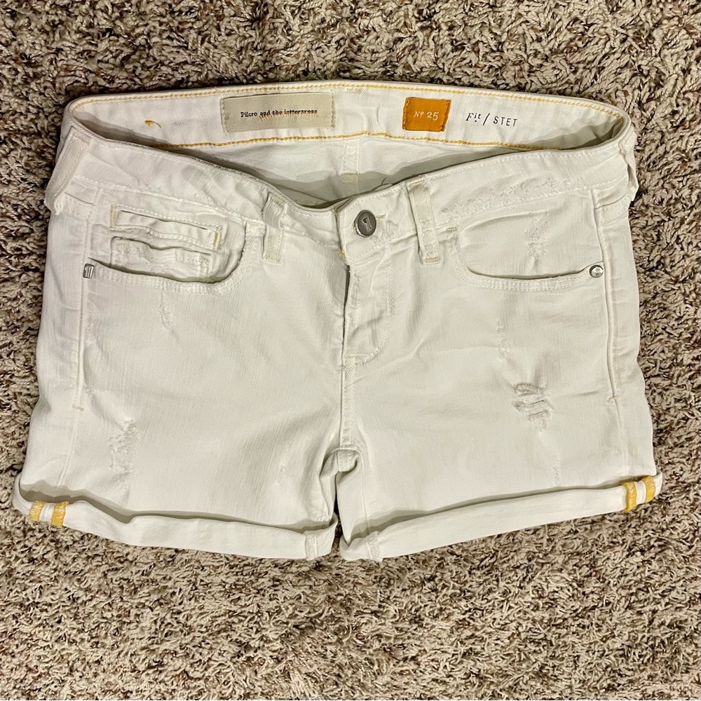 Pilcro and the Letterpress White Jean Shorts - Size 25